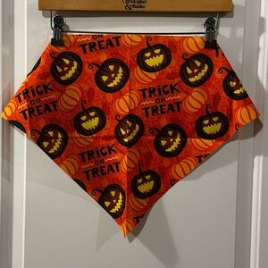 Autumn Pumpkin Pup Style | Spooky Orange + Navy Pumpkin Dog Bandanas